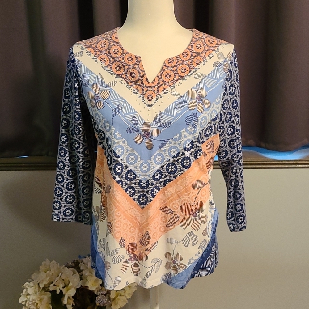 Alfred Dunner patterned top - Picture 2 of 8